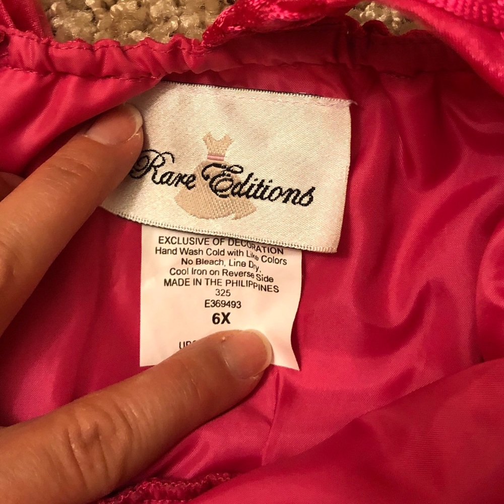 Hot pink dress - Picture 5 of 8